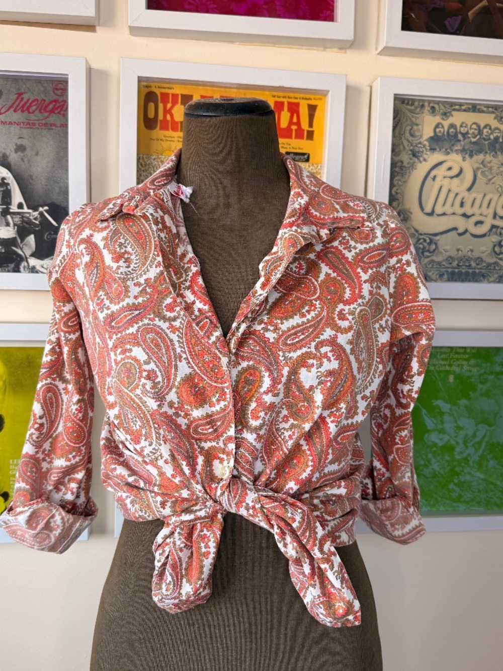 Vintage 70s Paisley Button-Up Shirt –Retro Boho Classic